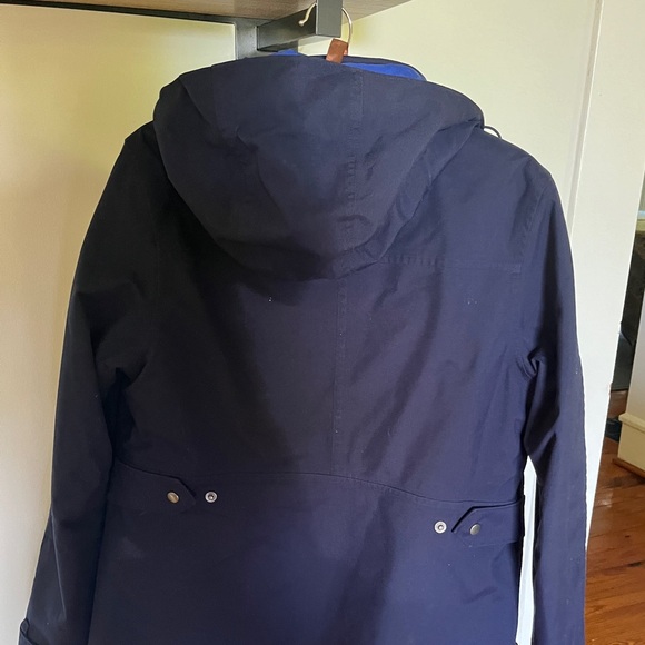Patagonia Down Parka in Navy Blue - Picture 5 of 5